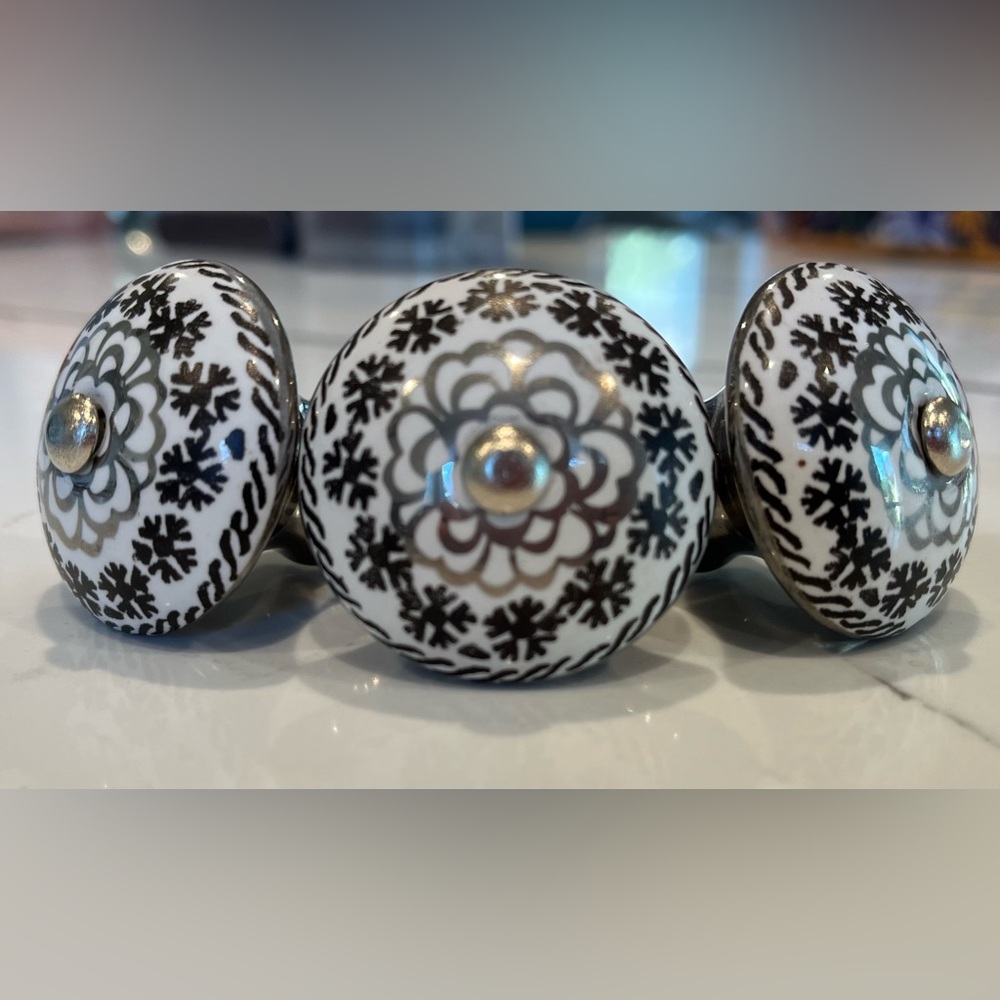 Drawer Knobs Set of 3